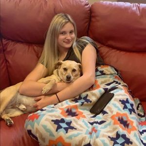 Meet your Posher, Lacy